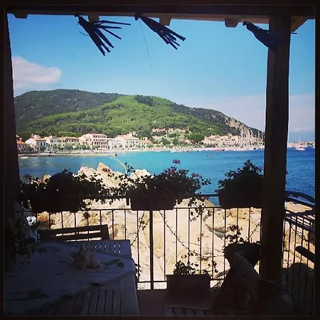 La Casina Rossa * Marciana Marina (Isola d'Elba)
